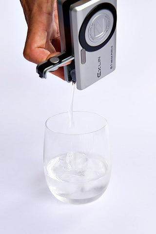 Binocktails Bev-Cam diseño ultra realista atrae miradas