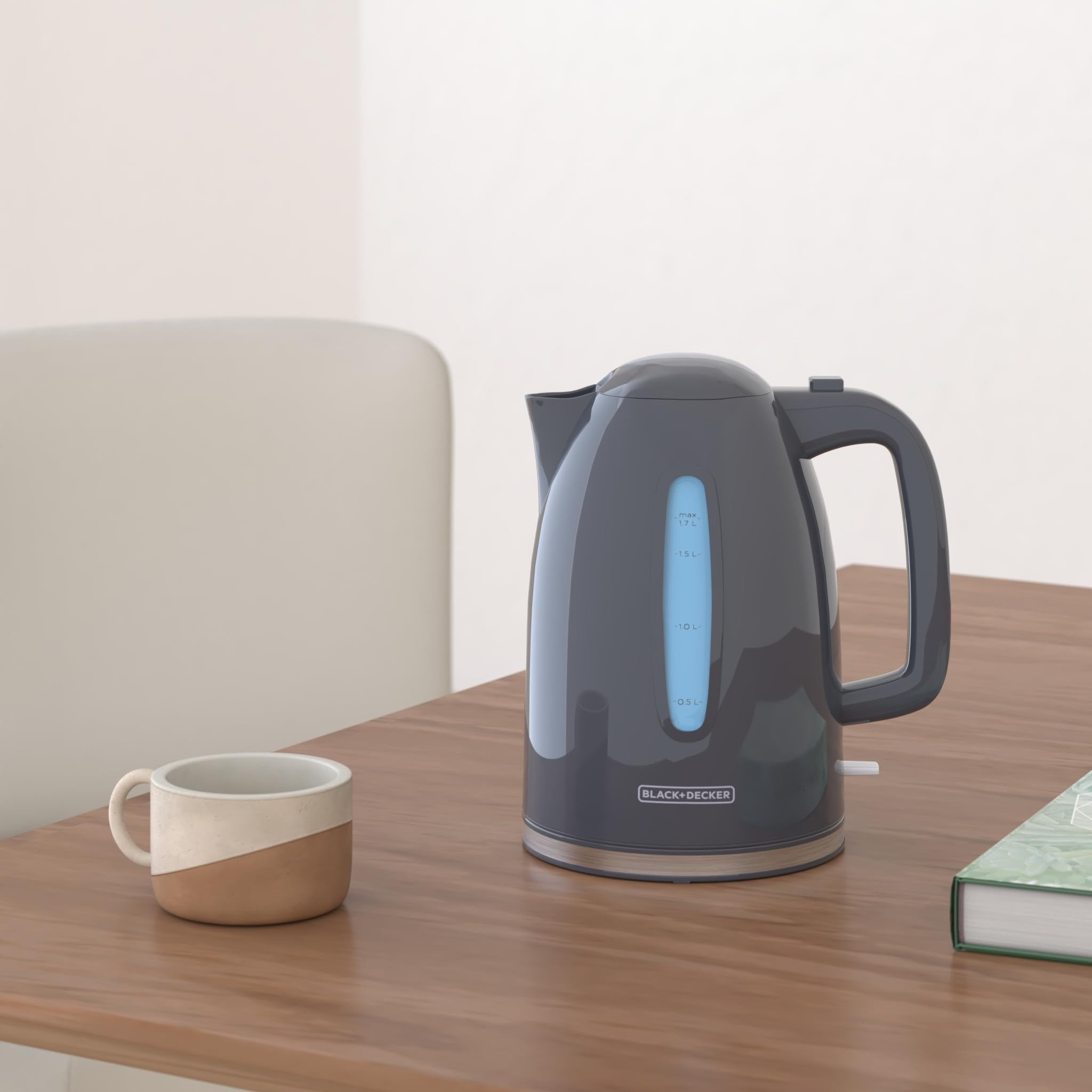 BLACK+DECKER KE1555GY: tecnología de hervor rápido para ahorrar tiempo.