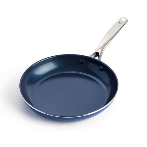 Sartén Blue Diamond de 10 pulgadas con recubrimiento diamantado para antiadherencia duradera.