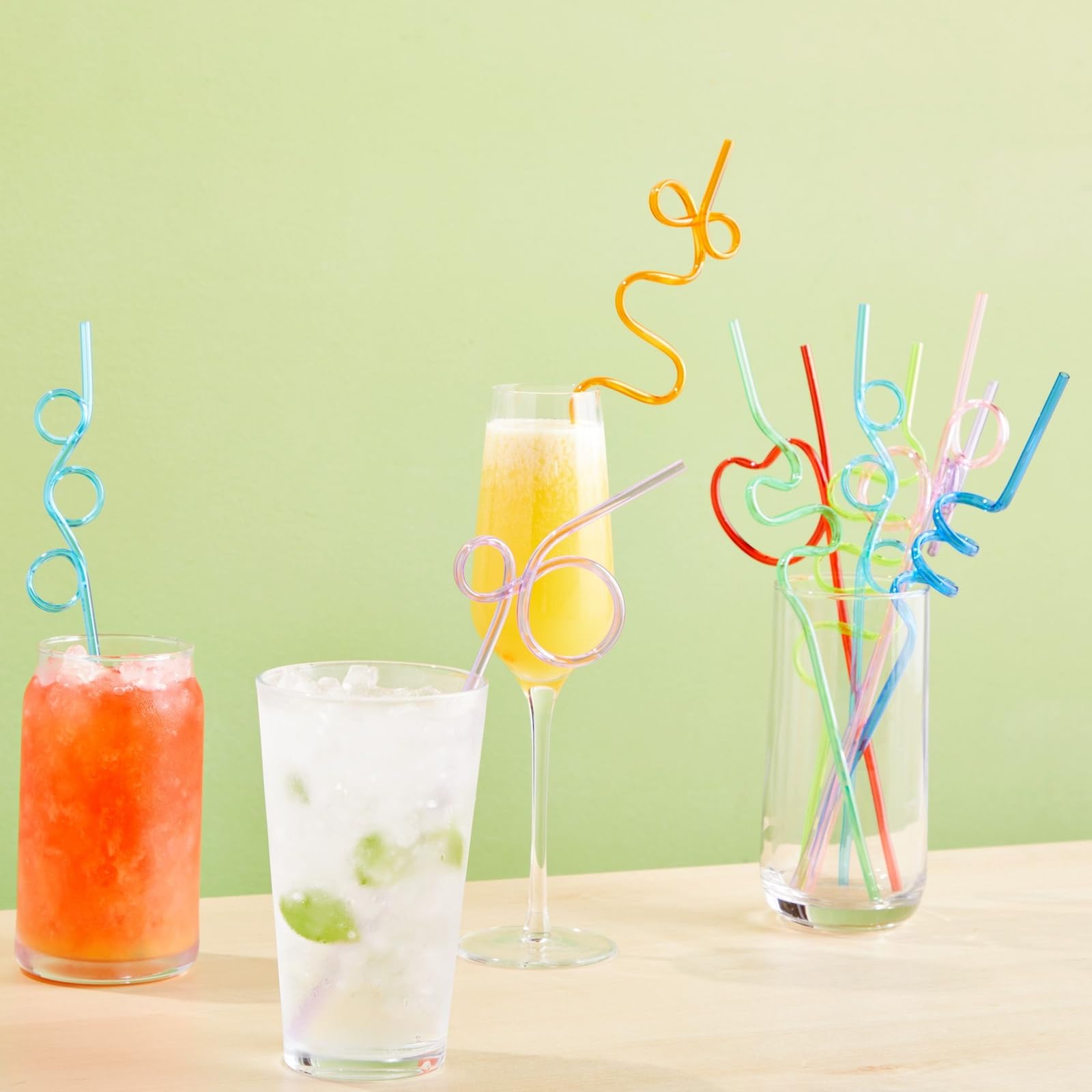 Pajitas Blue Panda envueltas individualmente en colores arcoíris para catering.