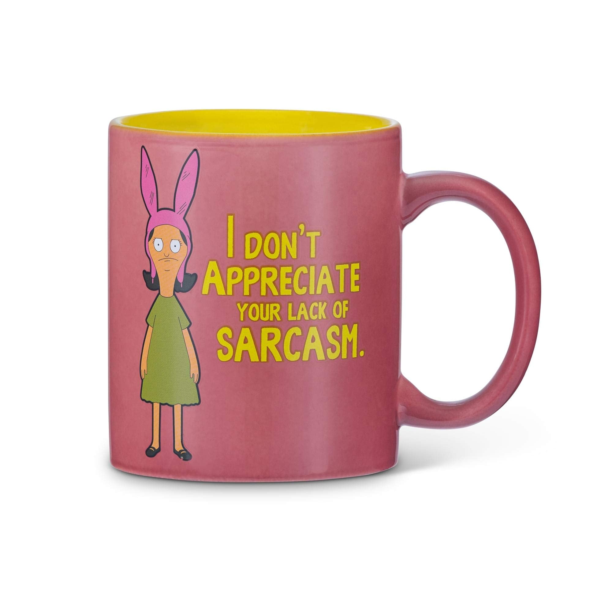 Lado izquierdo de la taza Bob's Burgers con diseño distintivo.