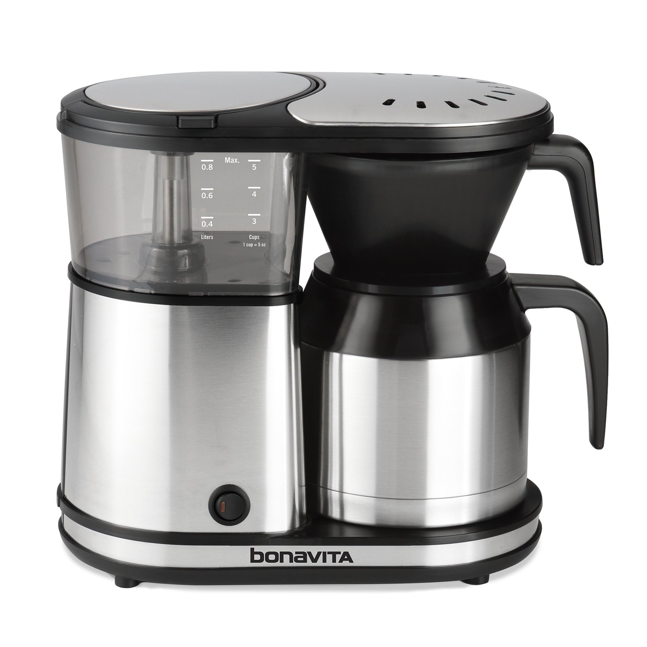 Bonavita BV1500TS en encimera listo para una pulsación rápida de café