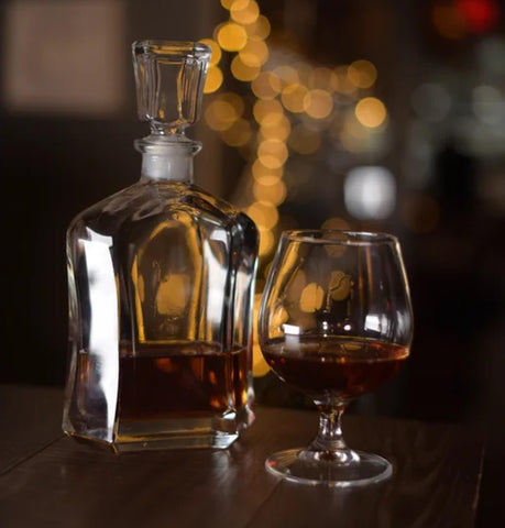Regalo elegante para aficionados a bebidas finas.