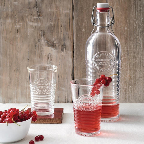 Capacidad de 473 ml, ideal para agua, té helado o limonada.