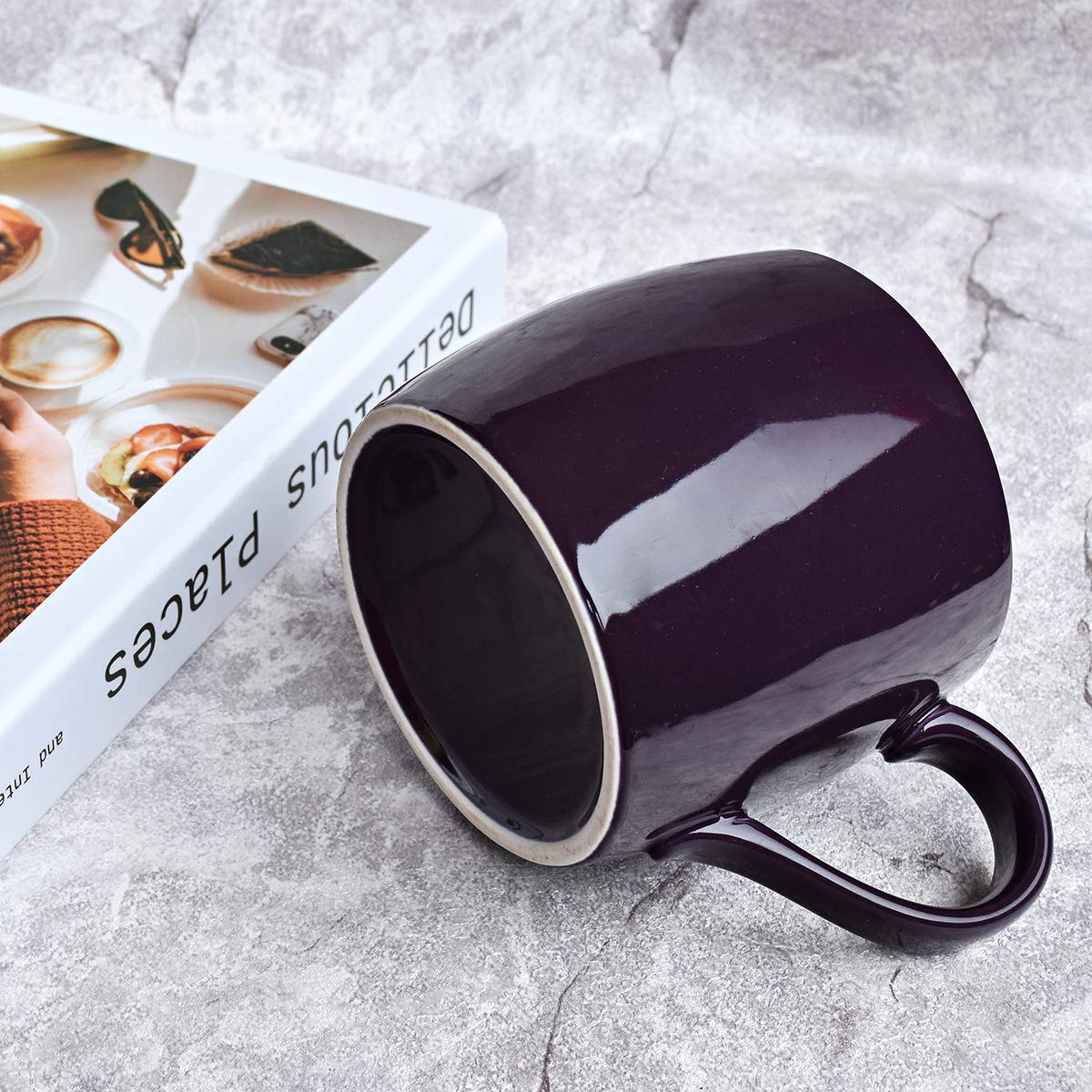 Detalle mango ergonómico Bosmarlin morado facilita sostener