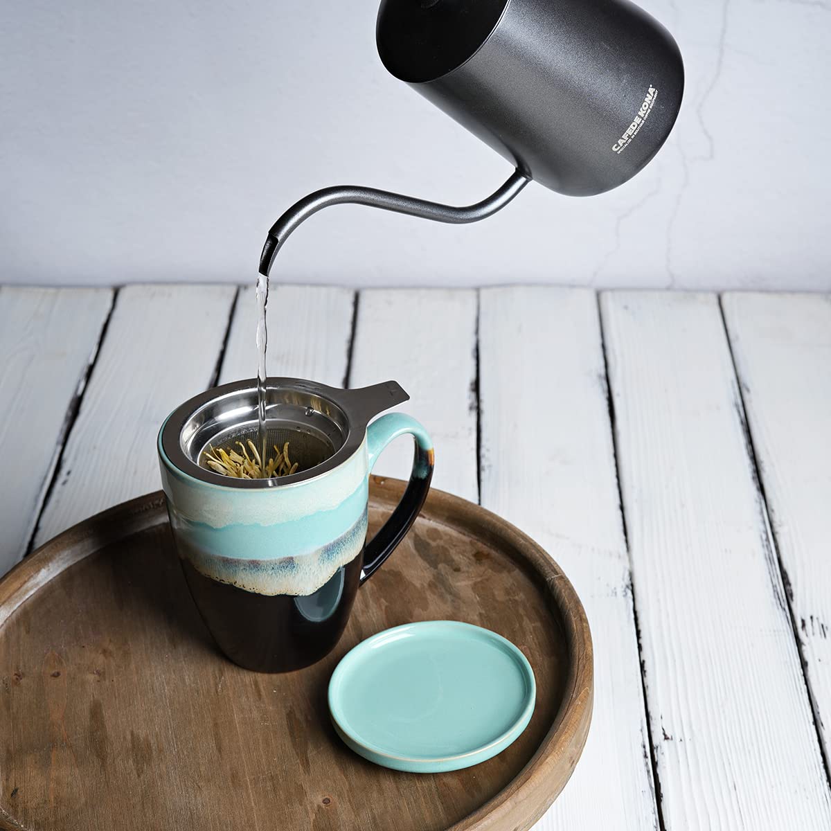 Taza Bosmarlin con esmalte reactivo, diseño único y colorido