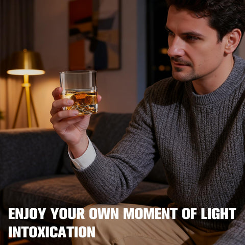 Ajuste ideal para whisky, vodka o cócteles premium, realza los tonos ámbar.