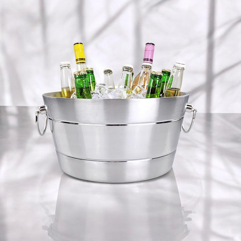 Cubeta BREKX hielo diseño elegante añade estilo a cualquier mesa.