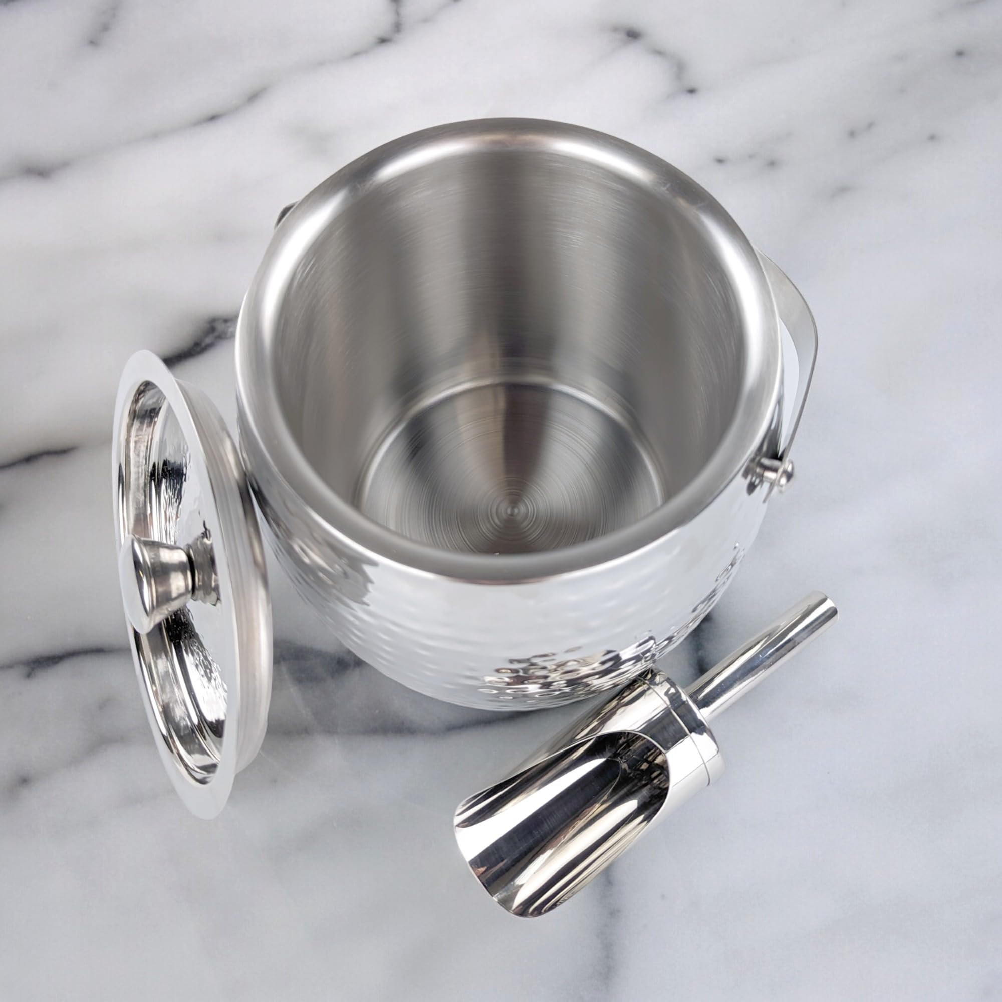 Hielera BREKX para vino y champagne con aislamiento, perfecta para bebidas premium.