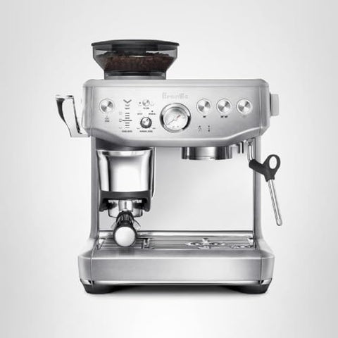 Breville Barista Express Impress tanque de agua 2 L para mayor autonomía.