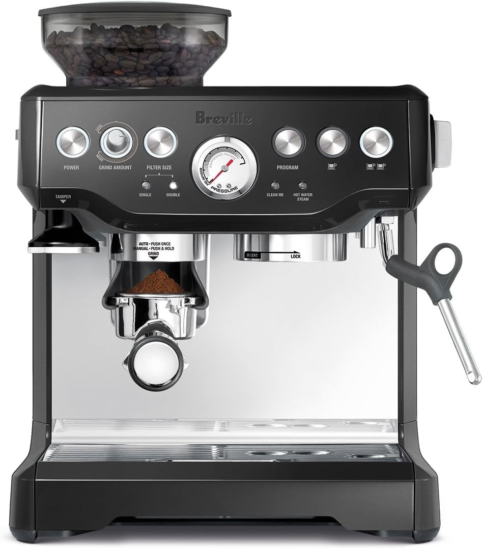 Breville Barista Express con molino integrado para espresso fresco en casa.