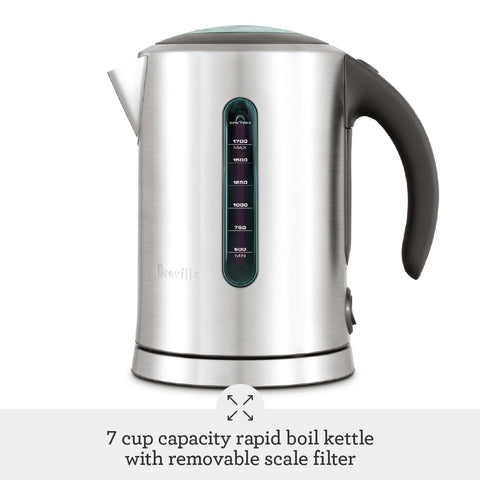 Breville BKE700BSS ventanas de agua duales permiten medir la cantidad exacta.