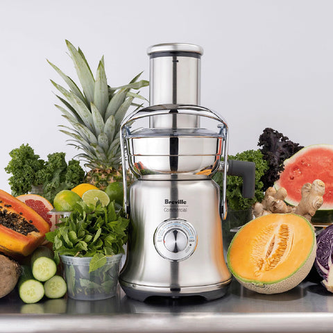 Breville CJE830BSS1BNA1, boca amplia para preparar jugos sin cortar.