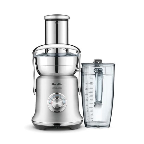Breville CJE830BSS1BNA1, vista frontal del licuado, rendimiento sólido para servicio continuo.