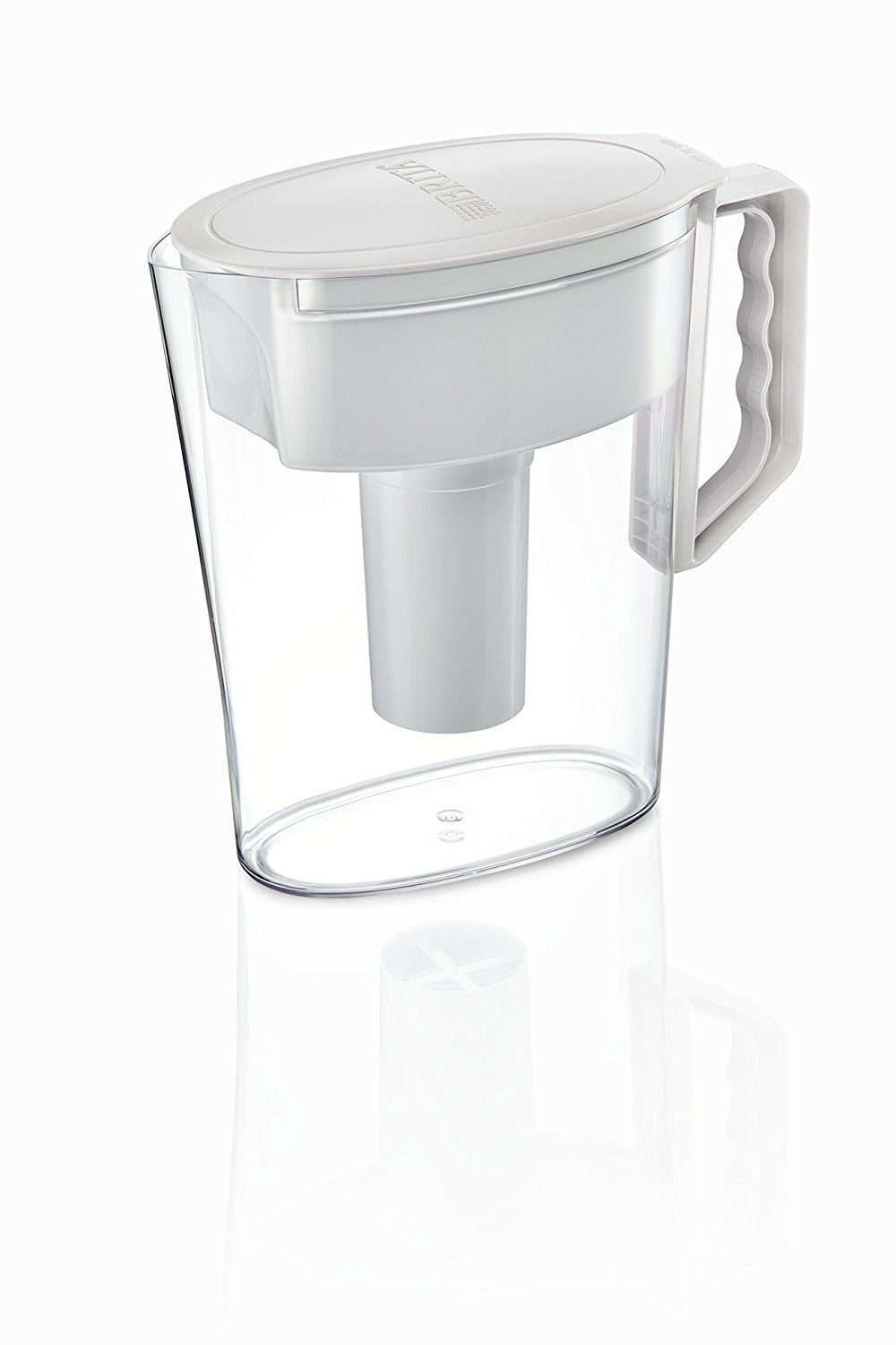Brita Slim uso diario en cocina para agua más fresca.