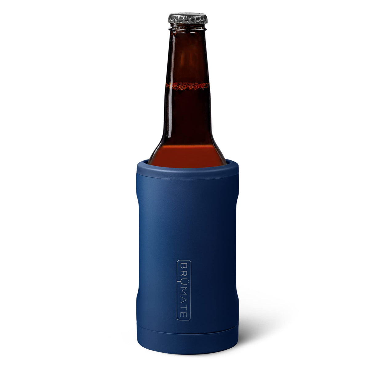 BrüMate BOTT’L mantiene fría una botella de vidrio de 12 oz para actividades al aire libre.