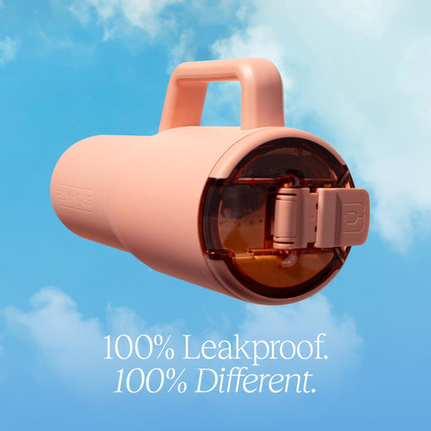 BrüMate Müv 35oz BevGuard mantiene bebidas calientes o frías por más tiempo.