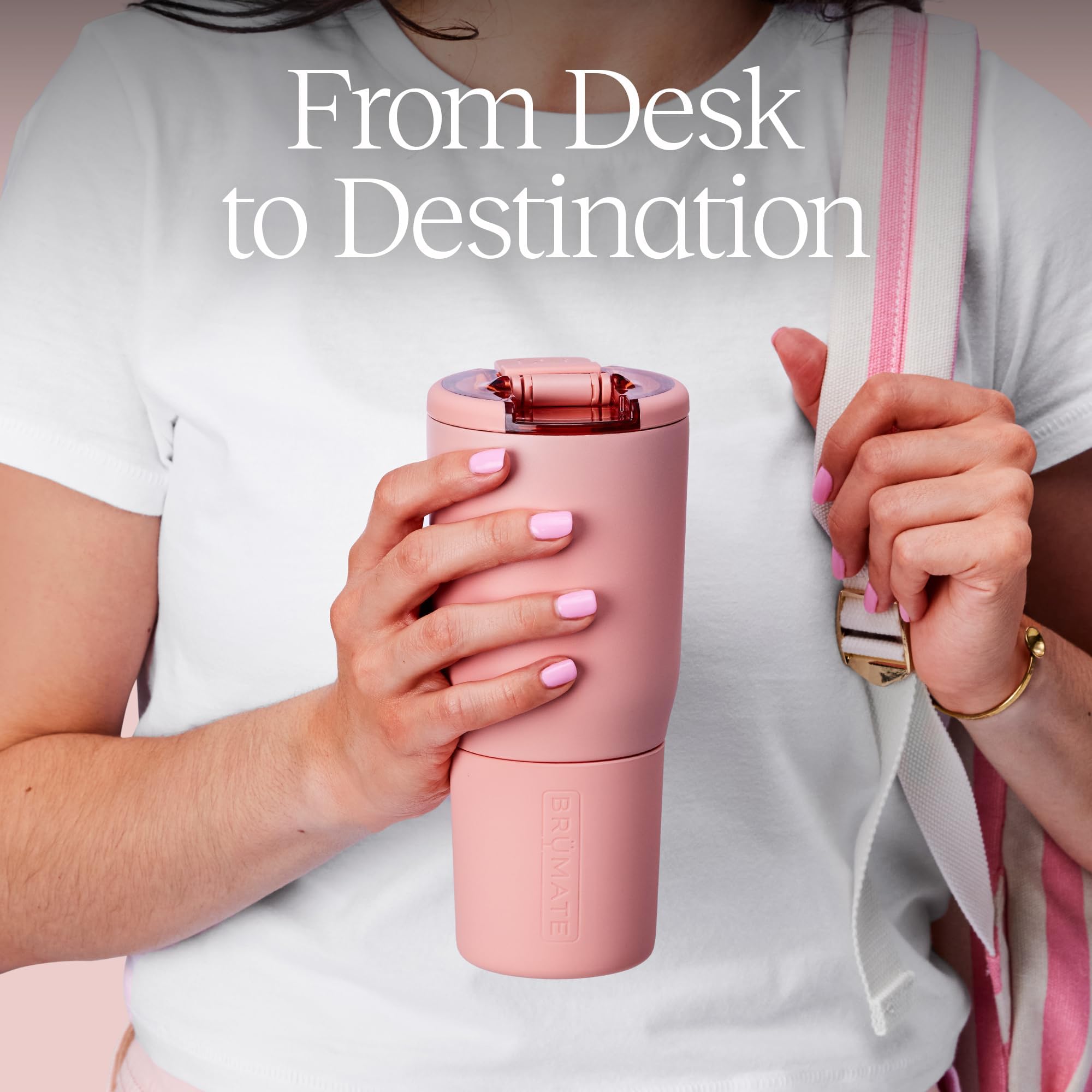 BrüMate Nav 25oz mantiene calor por 6 horas sin sabor metálico.