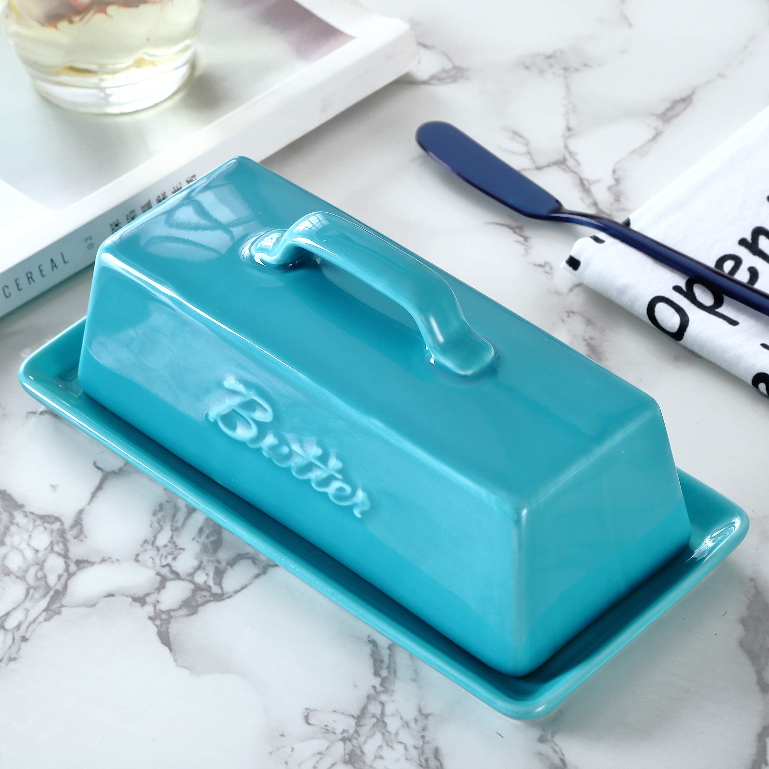 Bruntmor mantequillera de porcelana teal, detalle acabado suave.