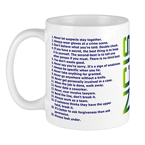 Taza BSM con Reglas de Gibbs, frente color, ideal para la oficina y el café diario.