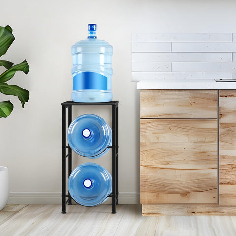 BTY estante dos niveles para agua optimiza el espacio en casa u oficina.