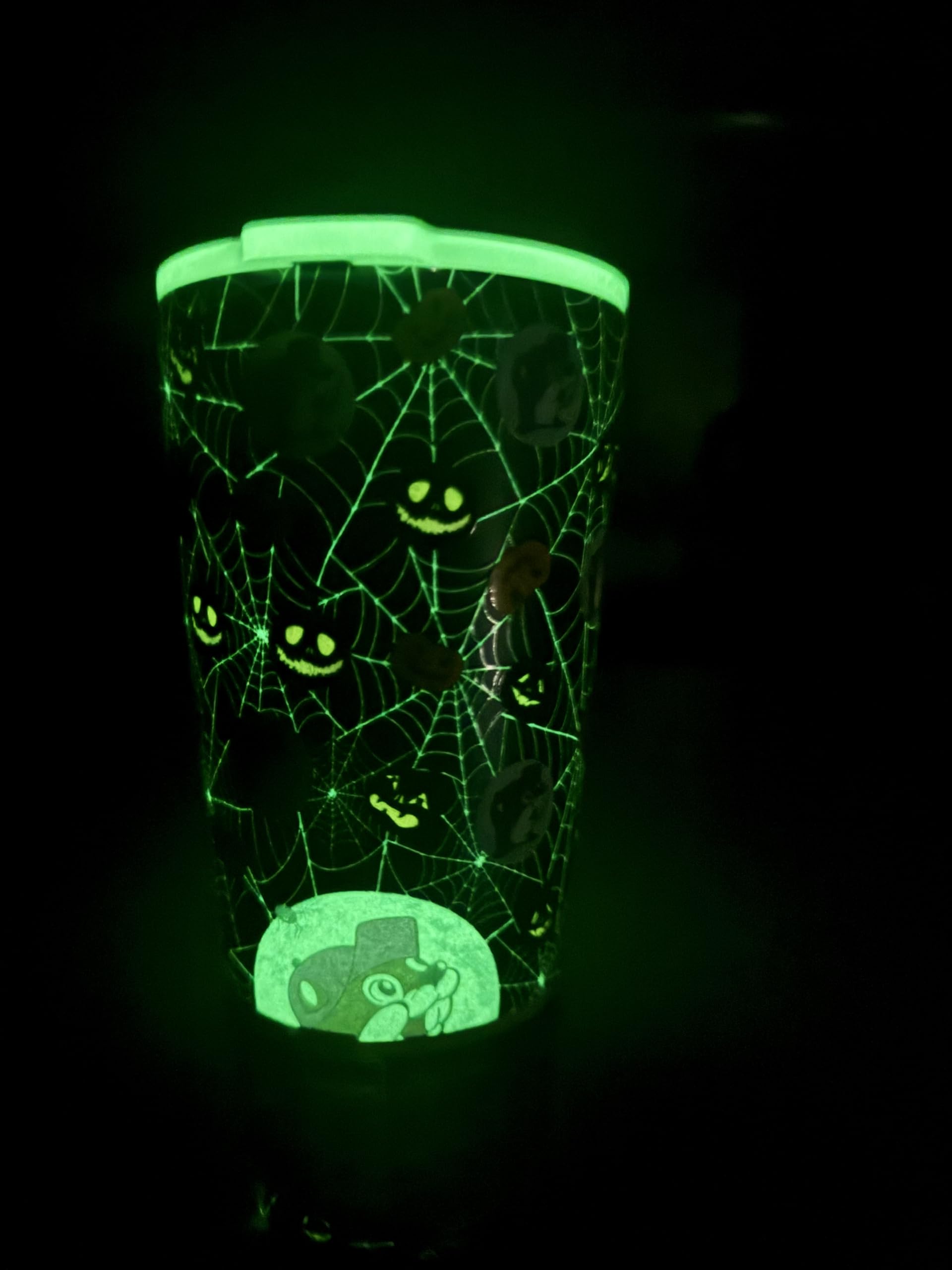Vaso Buc-ee's Halloween, capacidad de 32 onzas para jornadas.