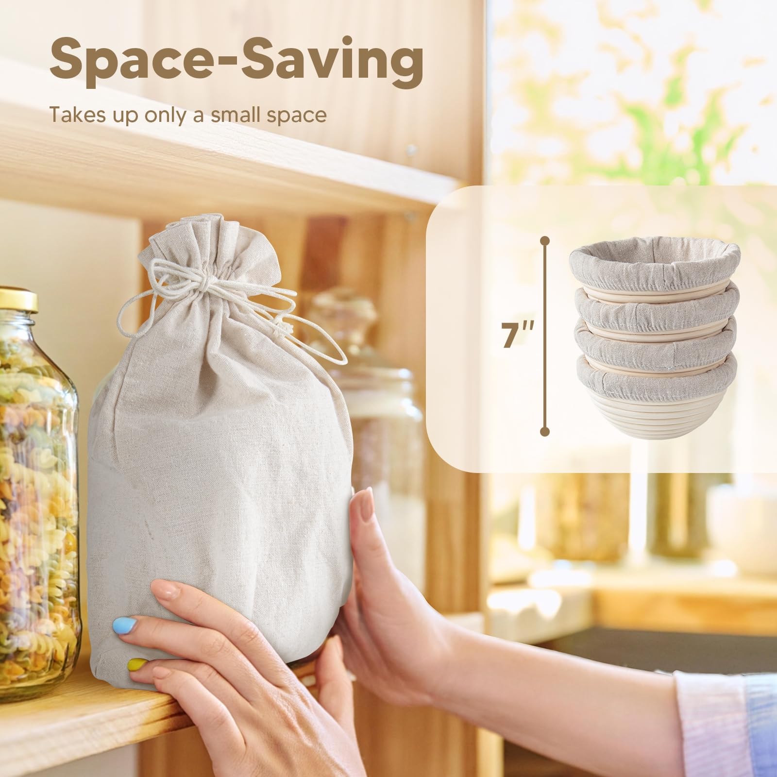 Almacenamiento compacto con Bucciaratti Banneton, ideal para cocinas pequeñas.