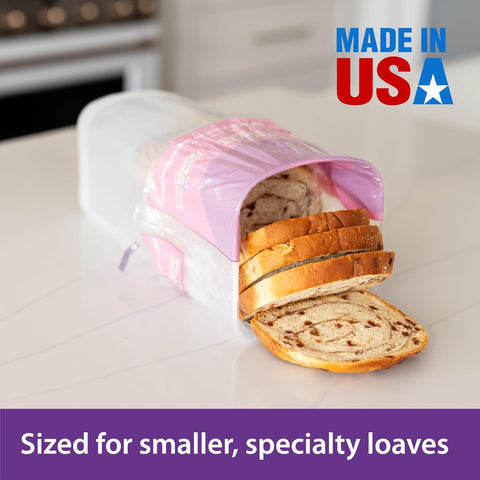 El diseño vertical de Buddeez Bread Buddy maximiza el espacio de la encimera.
