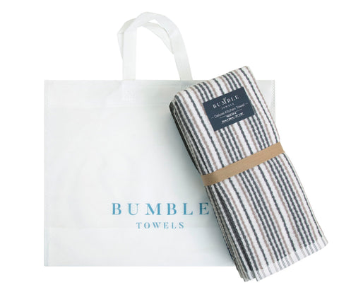 Incluye bolso tote elegante de Bumble; regalo práctico para transporte diario.
