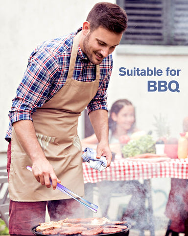 Uso en barbacoa con pinzas Bundlepro para voltear carnes y mariscos