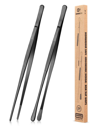 Tijeras Bundlepro de 12 pulgadas negras en uso para voltear con precisión.