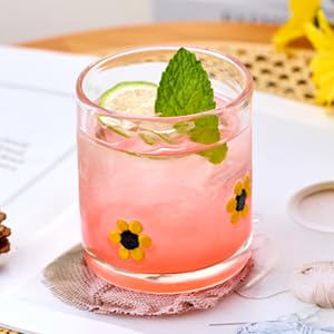 Diseño artesanal de Burns Glass con girasoles añade belleza funcional