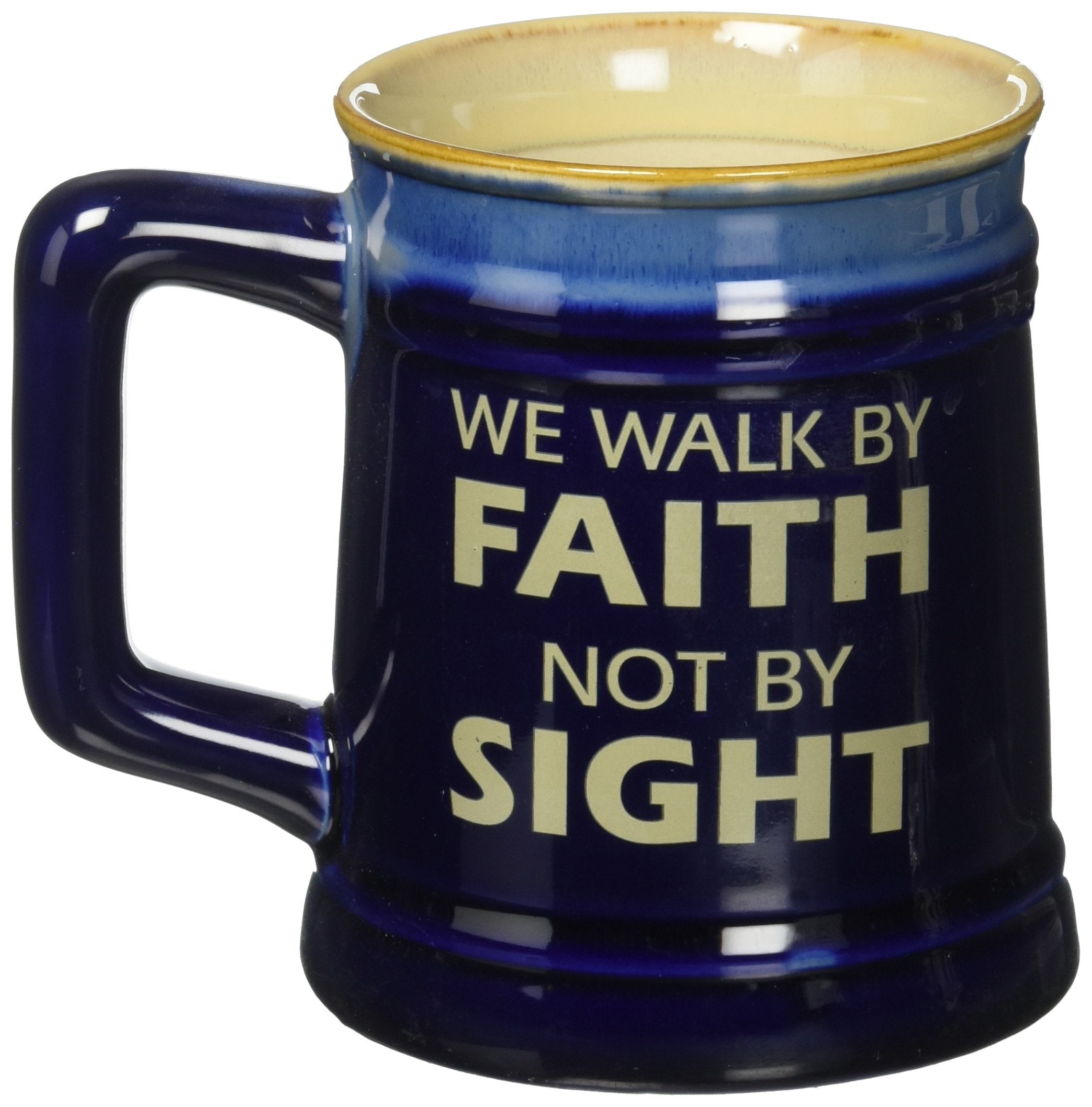 Taza Burton camina por fe, detalle de la manija, ideal para té o café diario.
