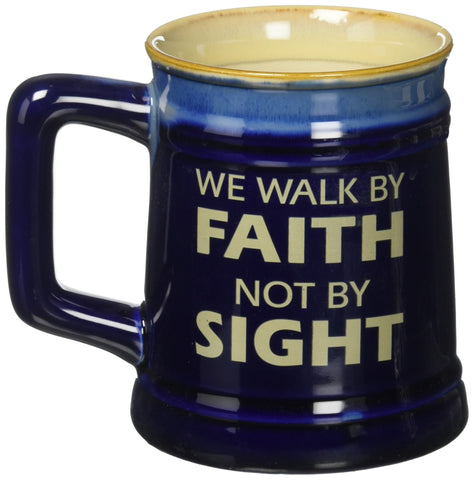 Taza Burton camina por fe, detalle de la manija, ideal para té o café diario.