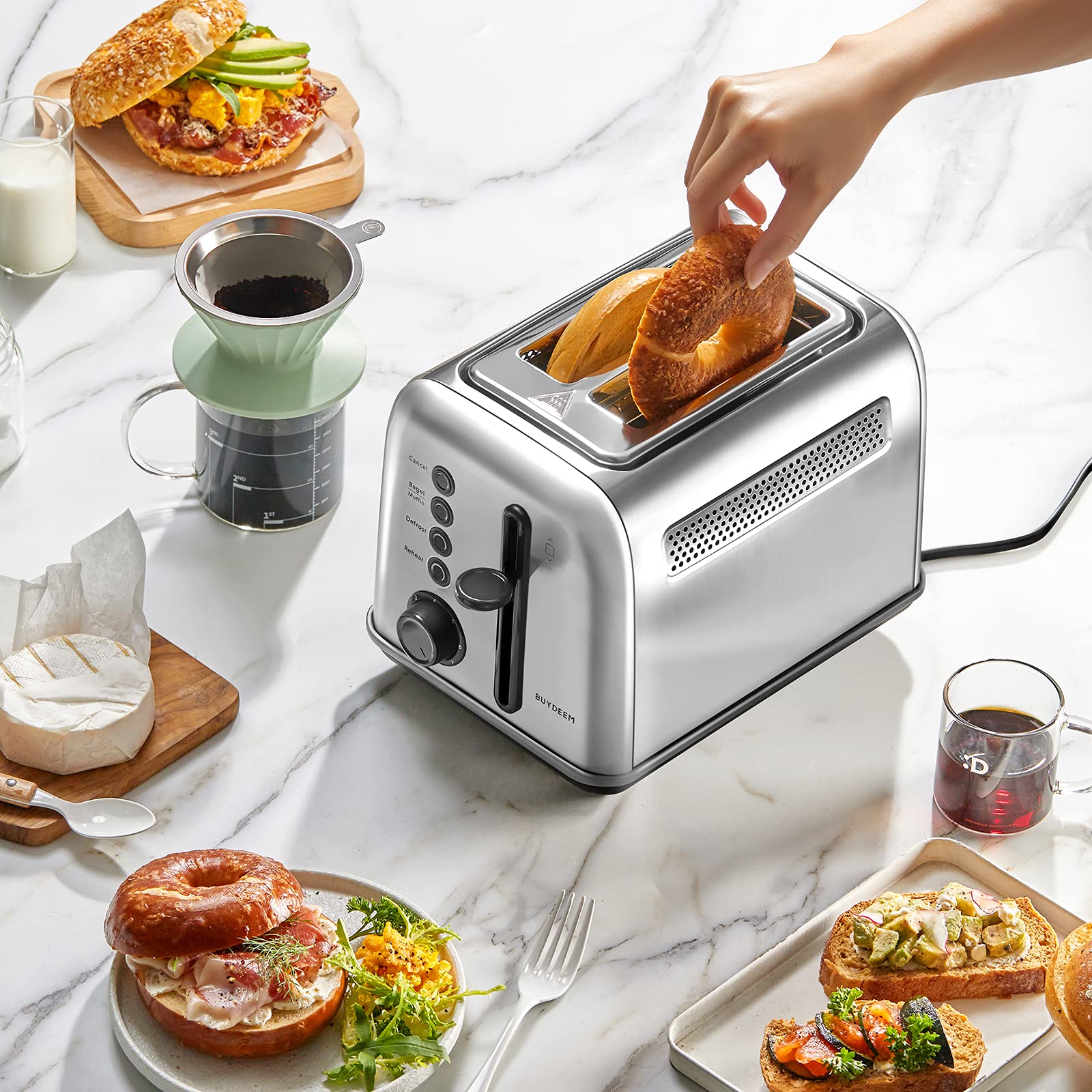BUYDEEM DT620 siete intensidades de tostado para resultados precisos.