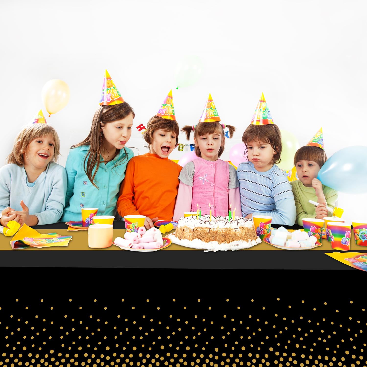 Escena de fiesta elegante con byojia para bodas y cumpleaños.