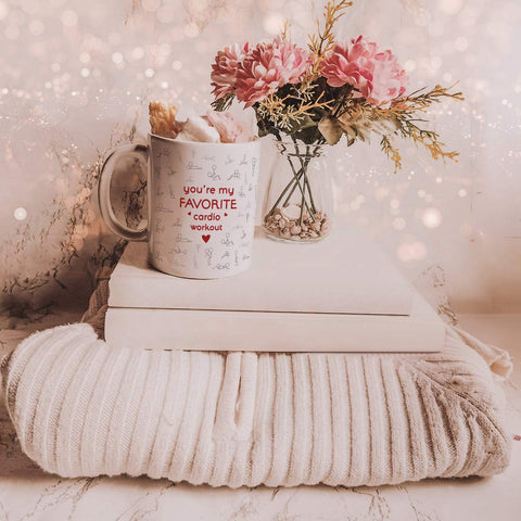 Taza Cabtnca de cerámica blanca de 11oz, duradera.