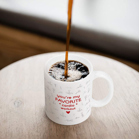 Taza Cabtnca con impresión doble visible en ambos lados.