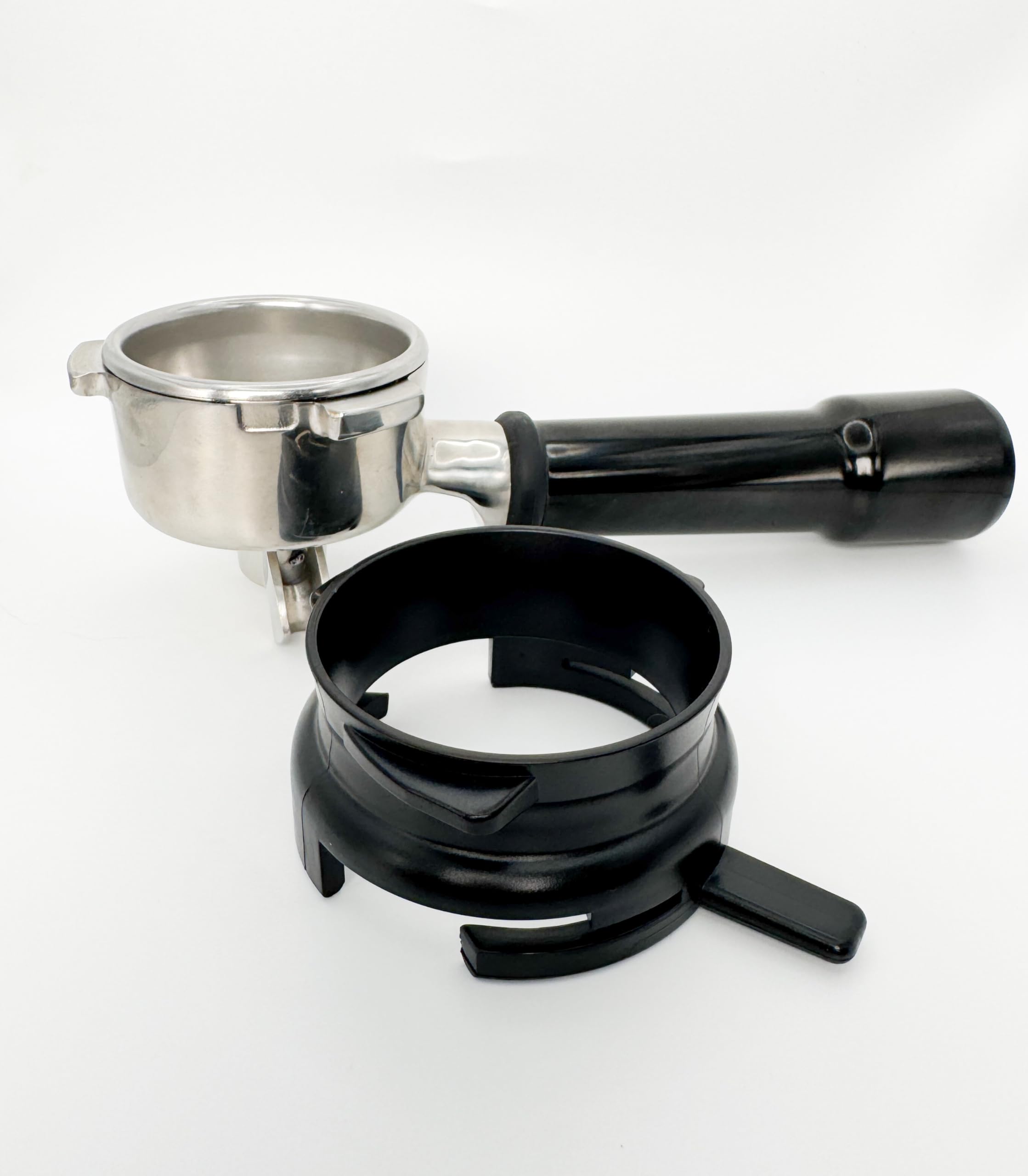 CAFE HOME SHOP embudo acoplado facilita el tampado de granos para consistencia.