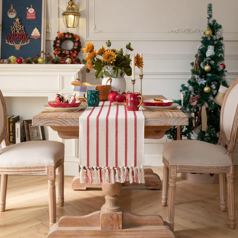 Caflife corredor salón comedor bohemio navidad rojo crea ambiente cálido.