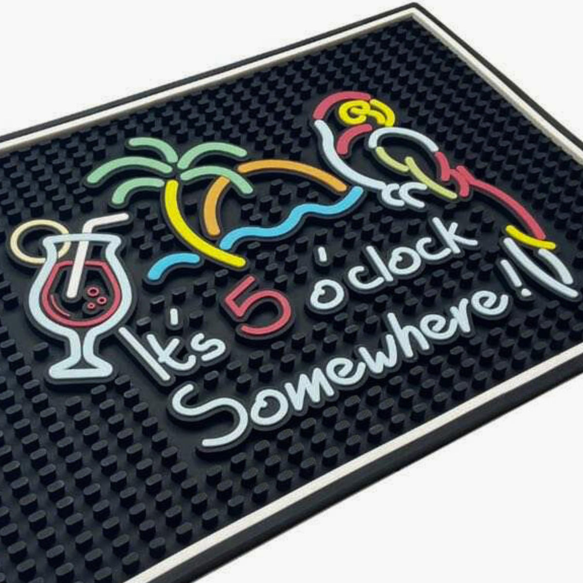 Caluvar letrero-bar-mat son-las-cinco-en-punto, ideal para fiestas y reuniones.