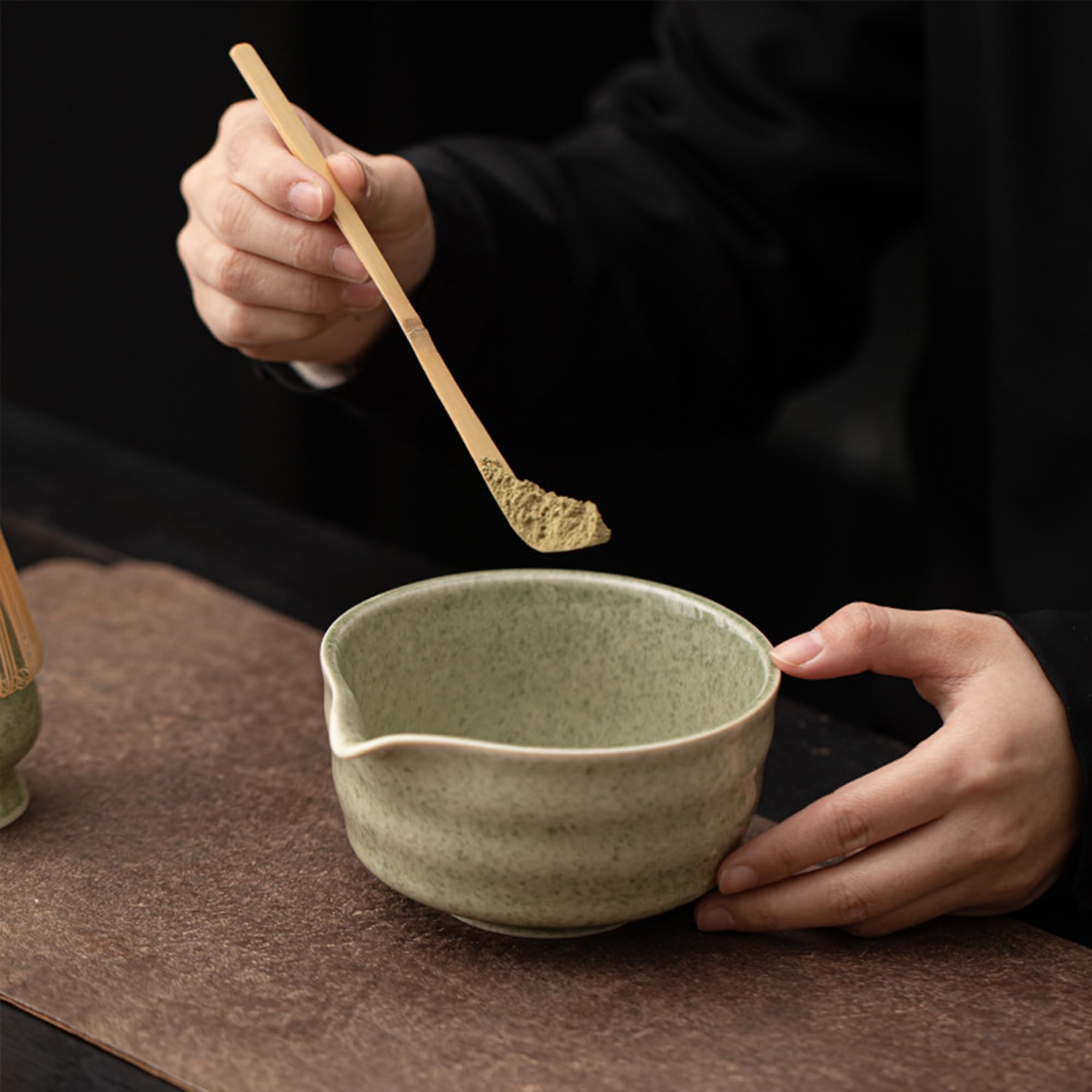 CAMATET tazón wave con diseño único realza la experiencia de té.