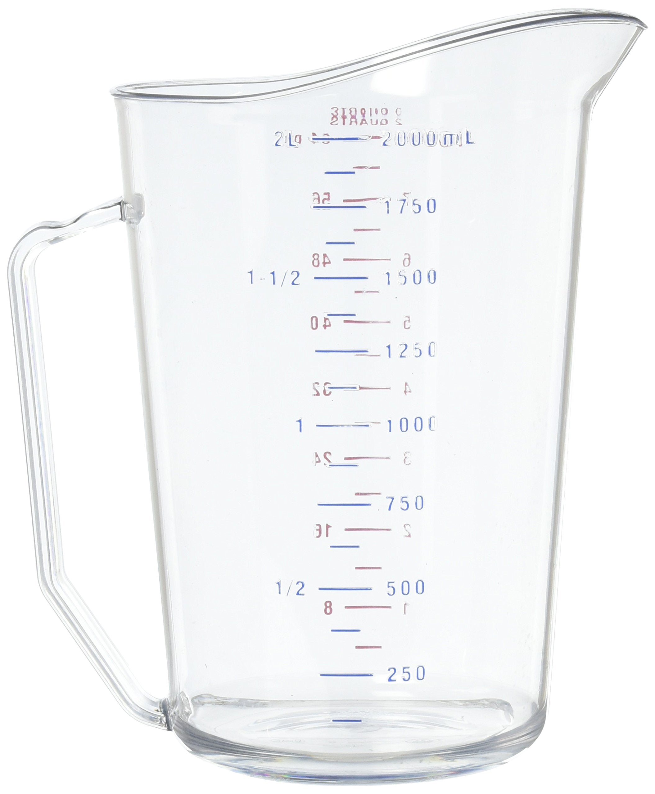 Copa Camwear de policarbonato de Cambro, resistente y duradera para mediciones.