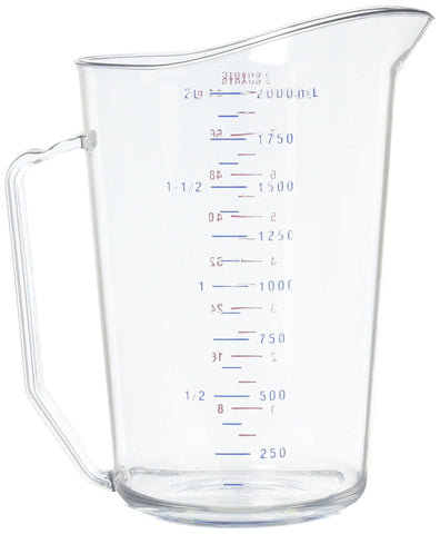 Copa Camwear de policarbonato de Cambro, resistente y duradera para mediciones.