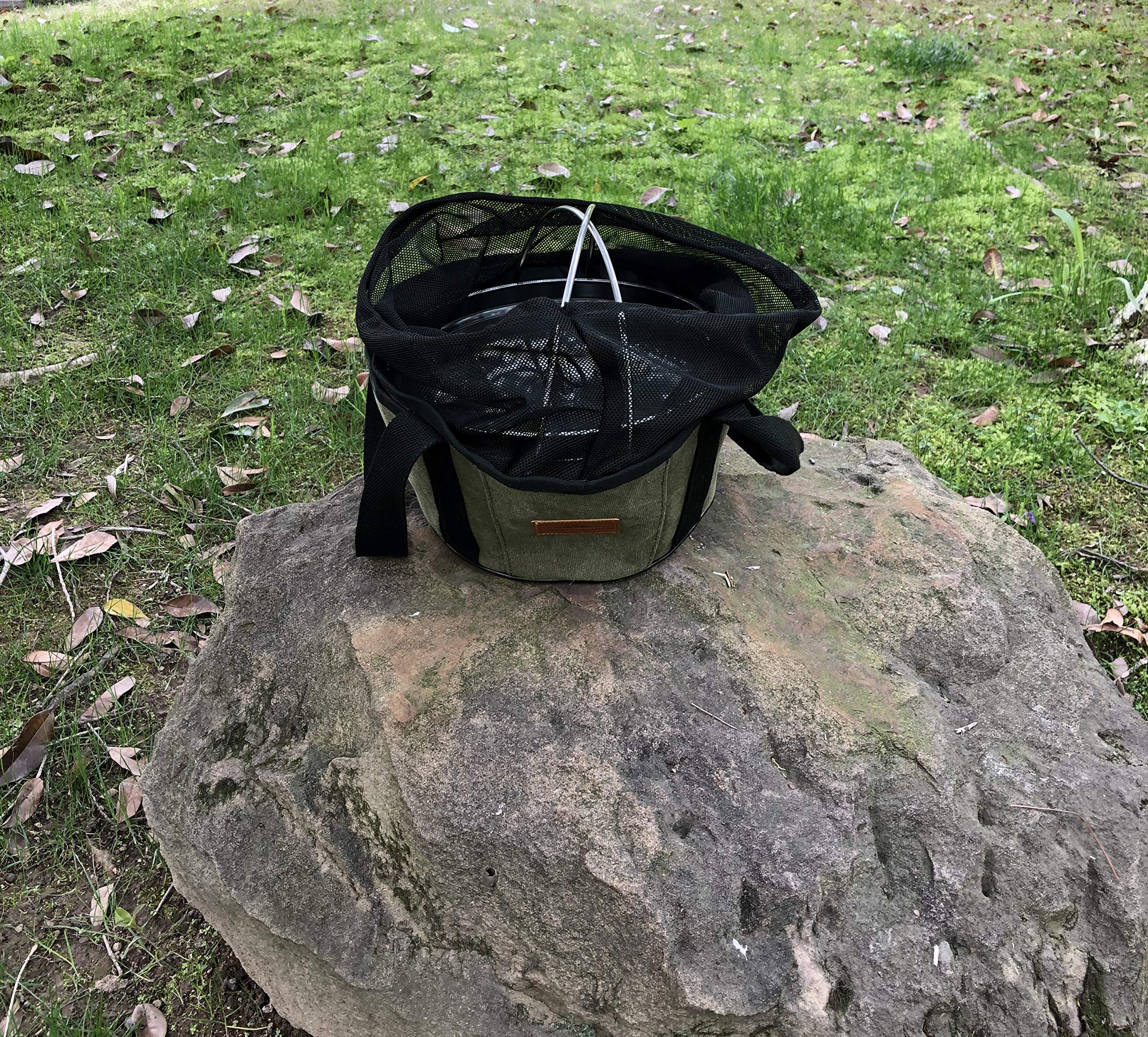 Bolsillo exterior de Camping Moon ideal para accesorios pequeños.