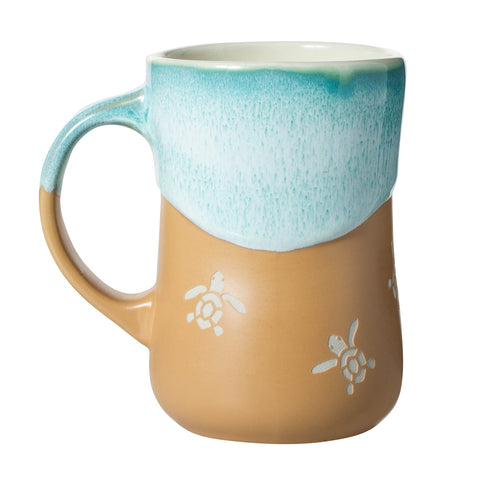 Cape Shore taza-detalle-ola: ideal para cafés matutinos y momentos de relajación.