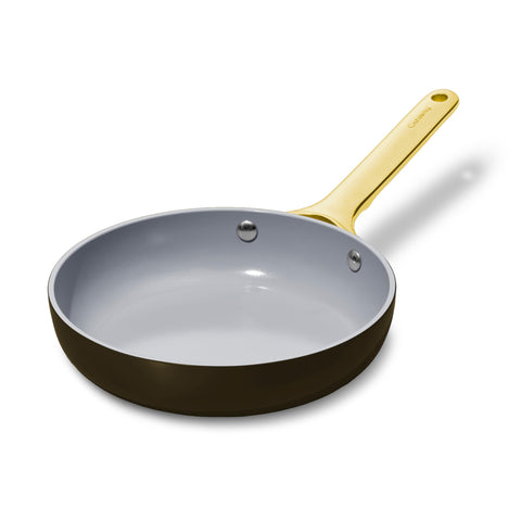 Caraway Mini Fry Pan: sellado rápido con poco aceite para una cocción uniforme.