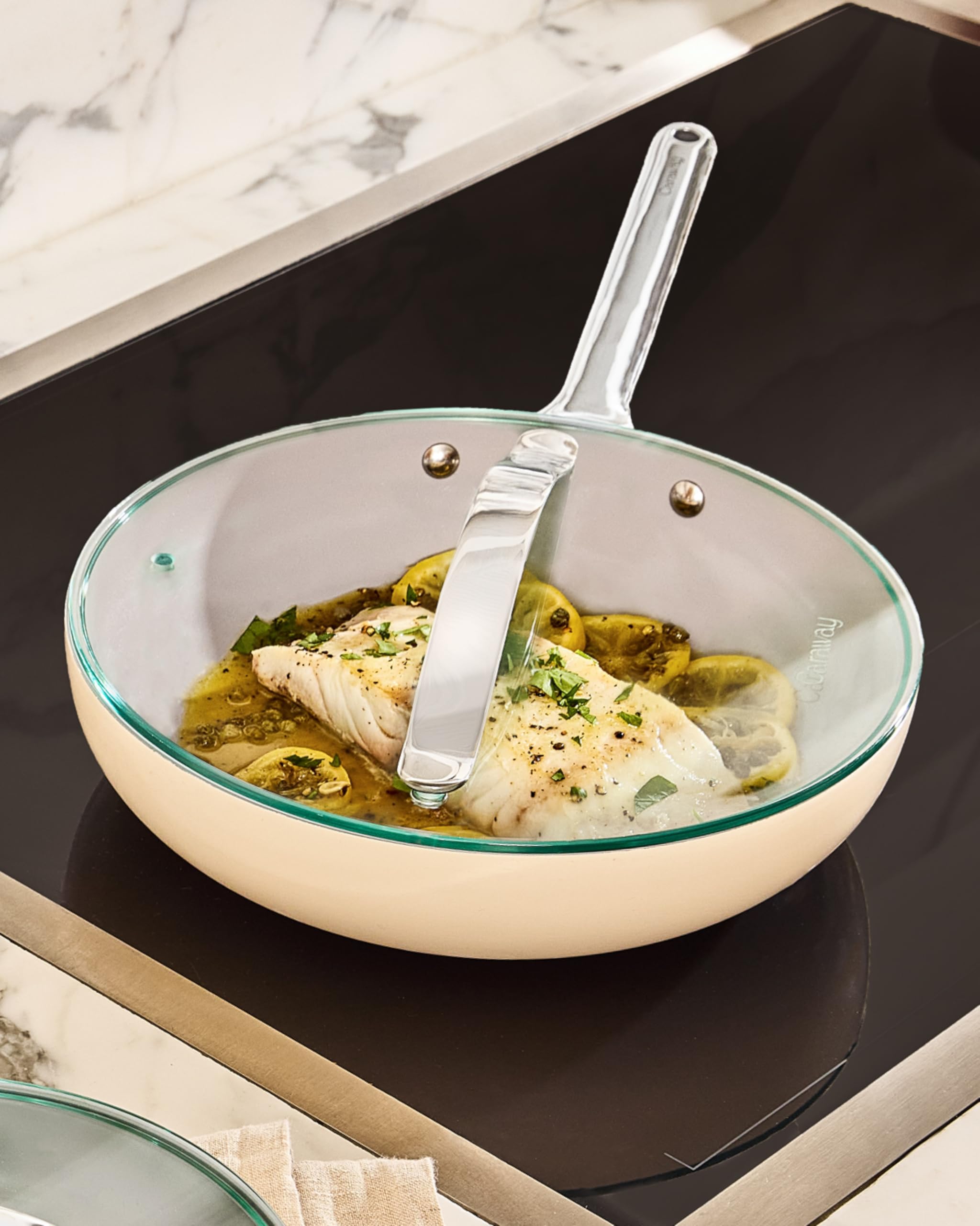Caraway tapa de vidrio sin químicos nocivos para mayor seguridad en la cocina.
