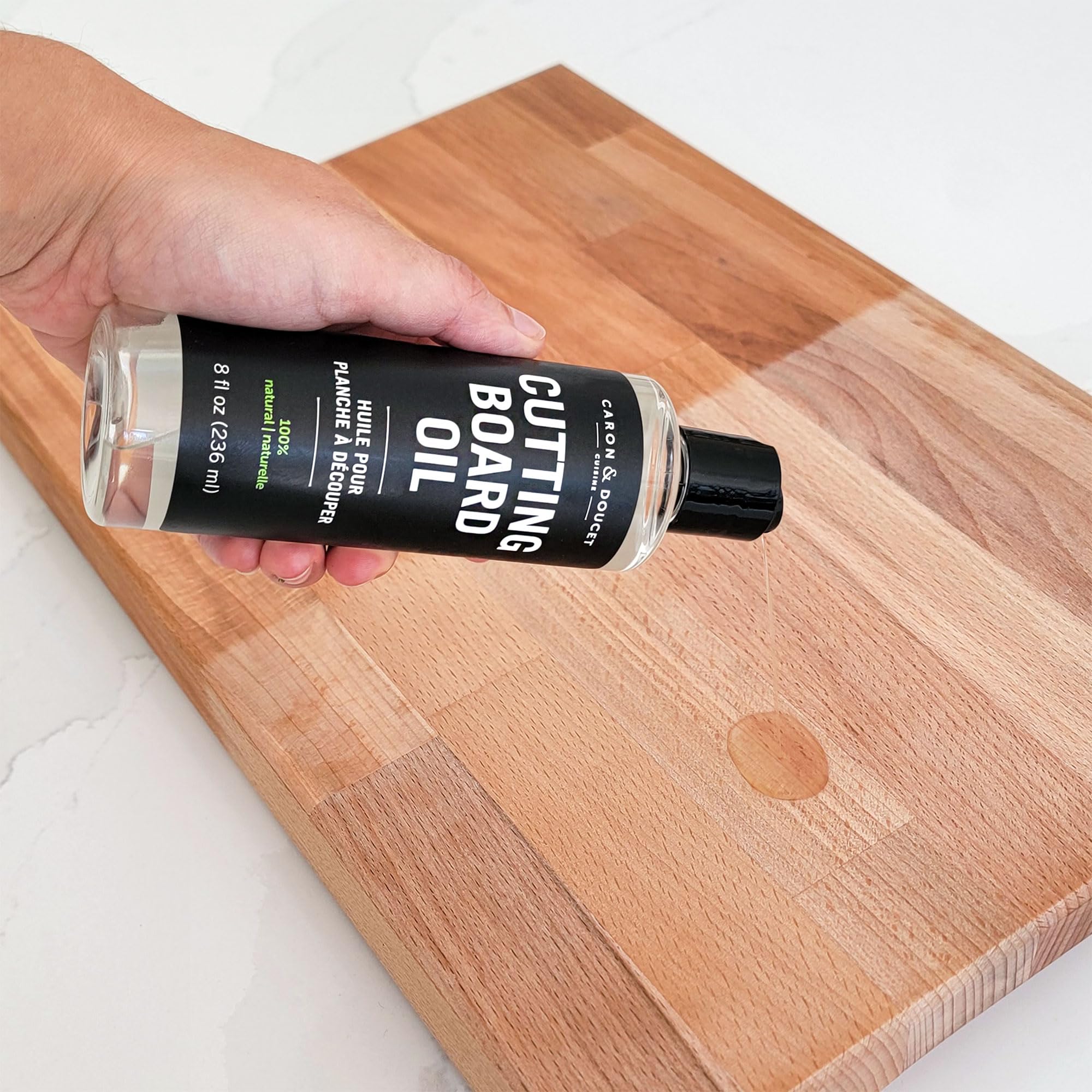 Caron y Doucet: cera de acabado para madera crea capa protectora y facilita limpieza
