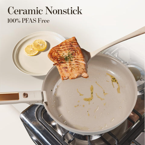 CAROTE cazo cerámico de 2qt, ideal para salsas rápidas.